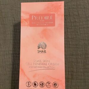 Prédiré Paris Snail Skin Cell Renewal Cream - Coral (New Unopened)
